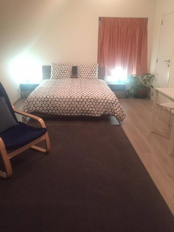 B&B La Maison Du Soleil Брюссель Номер фото