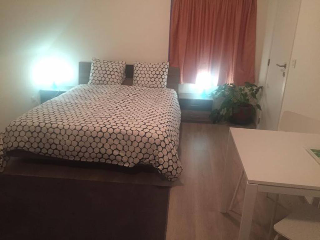 B&B La Maison Du Soleil Брюссель Номер фото