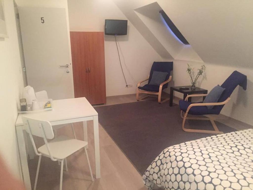 B&B La Maison Du Soleil Брюссель Номер фото